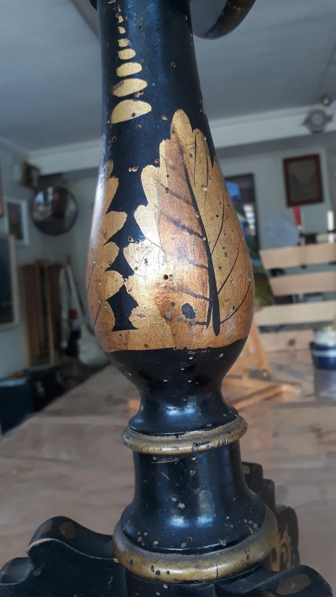 Avant restauration détail socle